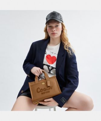 コンパクトで可愛い♡【Coach】2way  カーゴトート26 カーゴ トート バッグ 26 | COACH/コーチ | 三越伊勢丹